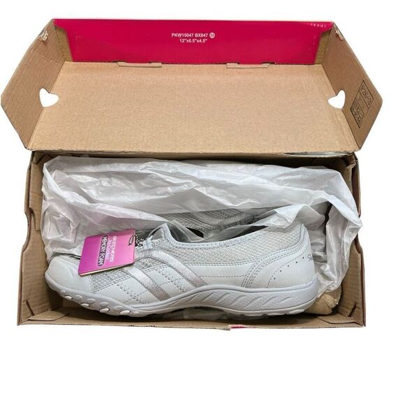 Skechers Women's Relaxed Fit Slip On Sneakers Light Gray Size 8.5 - Picture 2 of 12